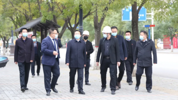 平凉市副市长杨恭带队督查pp电子·富力城工程安全及防疫工作
